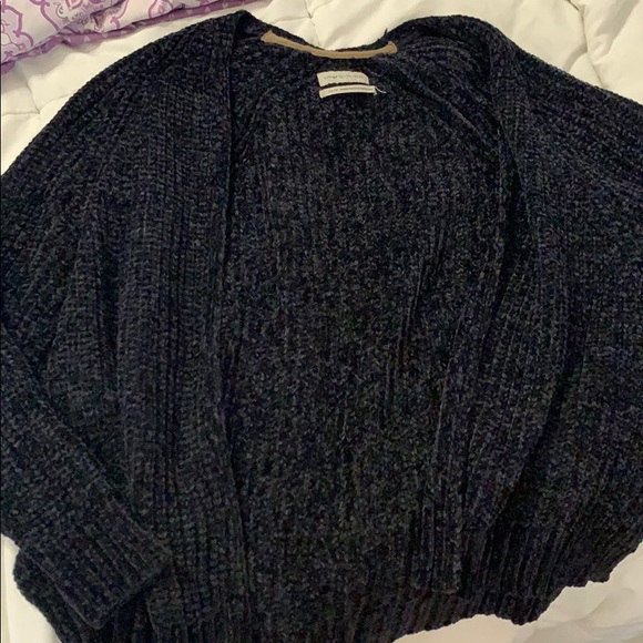 Urban Outfitters Cardigan - Picture 1 of 4